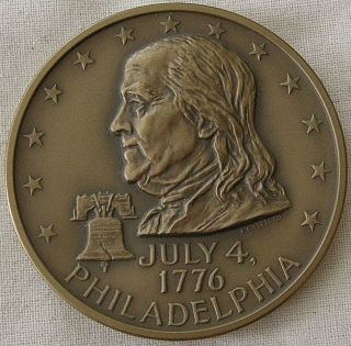 Maco.  Benjamin Franklin,  U.  S.  Bicentennial Medal,  1976 By Frank Gasparro photo