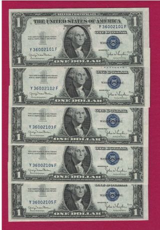 5 1935 D Consecutive & Uncirculated One Dollar Silver Certificates photo