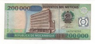 Mozambique 200000 200.  000 Meticais 2003 Pick 141 Look Scans photo