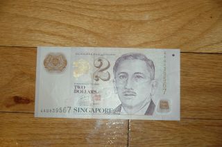 2005 $2 Singapore Note photo