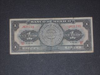 1954 Banco De Mexico - Uno - Un Peso - Paper Currency photo