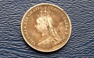 . 925 Silver 1890 Great Britain Queen Victoria 3 Pence Circulsted Coin 877 photo
