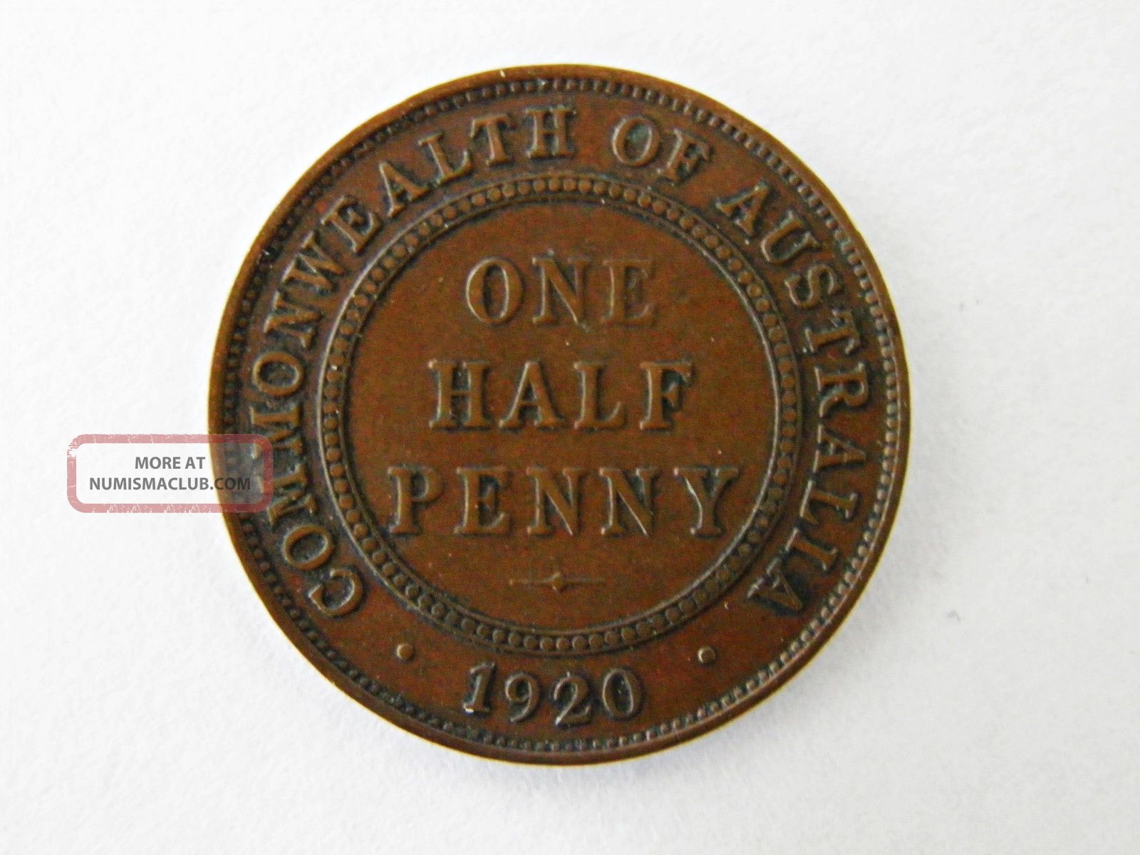 Australia - 1920 - Half Penny - Bronze Coin - George V - Mintage: 4.  11m Australia photo