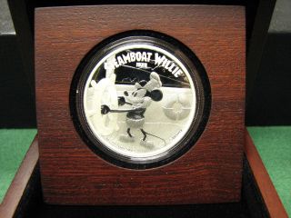 2014 Zealand Silver Disney Steamboat Willie Limited Edition Coin & Box photo