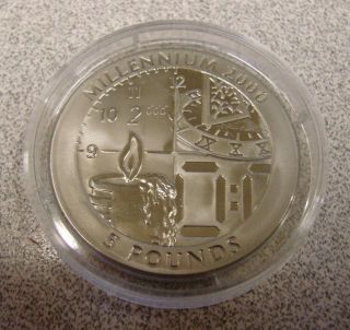 Gibraltar 1999 - 2000 Millenium 5 Pounds Titanium Coin W/ Box & photo