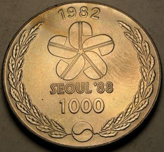 Korea - South 1000 Won 1982 - Copper/nickel - 1988 Olympics - Aunc - 915 photo