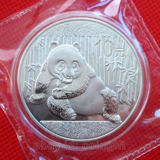 2015 Chinese Giant Panda 1oz Silver Coin photo