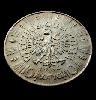 Poland / Iirp ● 10 Zlotych 1935 Pilsudski ● Silver.  750 ● 22 G ● Ø 34 Mm photo