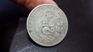 1928 Peru 1/2 Unsol Very Low Km 216 Silver Coin photo