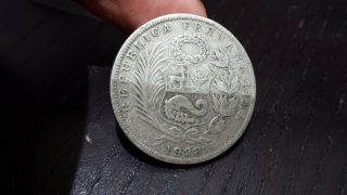 1928 Peru 1/2 Unsol Very Low Km 216 Silver Coin photo