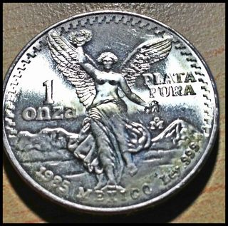 1985 Uncirculated Mexico Libertad Silver Coin One Ounce Fine Silver photo