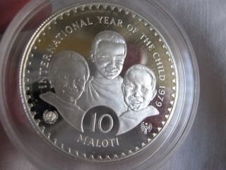 U.  N.  Year Of The Child 1979 Silver Coin 10 Maloti Kingdom Of Lesotho photo