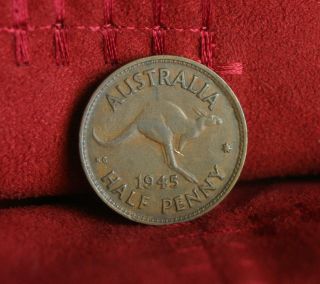 One Half Penny Australia 1945 Bronze World Coin Km41 George V 1/2 Cent photo