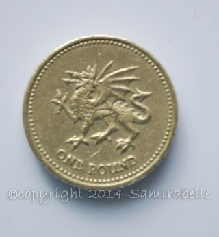 One 1 Pound 1995 Dragon Wales Elizabeth Ii United Kingdom Great Britain Money photo