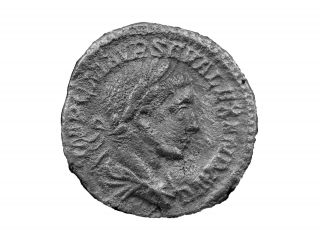 Denarius Severus Alexandar 222 - 235 A.  D. photo