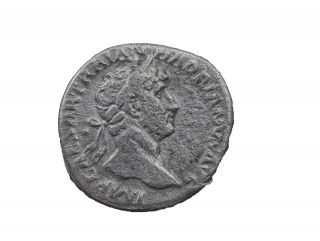 Denarius Hadrian 117 - 138 A.  D. photo