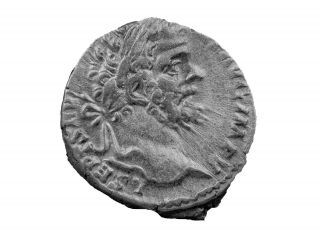 Denarius Septimius Severus 193 - 211 A.  D. photo