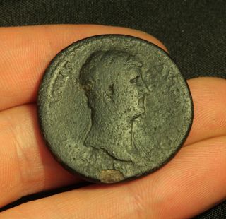 Hadrianus Sestertius photo