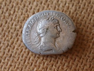Trajan Ar Denarius/ Virtus photo