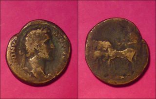Roman Coin Of Antoninus Pius - Sestertius photo