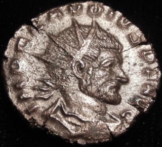 Mortown Claudius Ii Ae Antoninianus Victory Ef photo