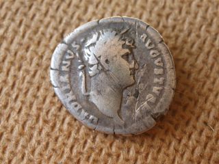 Hadrian Ar Denarius,  Minerva photo