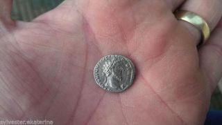 Roman Silver Denarius :marcus Aurelianus photo