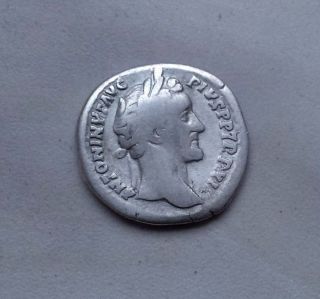 Antique Coin Silver Antoninus Pius Roman Denarius Ad 138 - 161 0121 photo