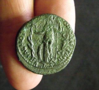 Ancient Roman Ae25,  Trajan Decius.  249/51 Ad,  12g.  25mm,  Provincial - Judaea?? photo