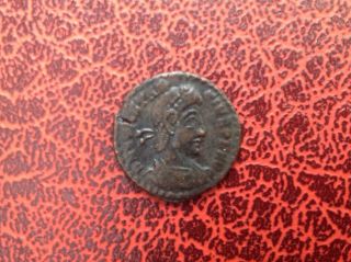 Constantius Ii,  337 - 355 Ad.  Ae17. photo