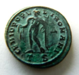 Ancient Roman Bronze Coin Of Diocletian Ae Follis.  Ca 300 Ad.  Vf 25mm photo