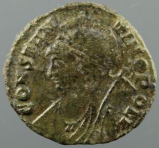 City - Coin Constantinopolis,  Victory,  Victoria,  Minted In Heraclea,  330 A.  D. photo