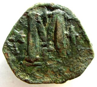 & Large Byzantine Coin Ae31 Copper Follis Of Justinianus - M - E47 photo