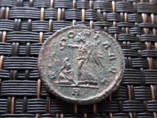 Bronze Denarius Of Aurelian 270 - 275 Ad Rome Ancient Roman Coin Ric 73. photo