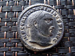 Follis Of Maximinus Ii Daia 305 - 308 Ad Ancient Roman Coin / Top photo