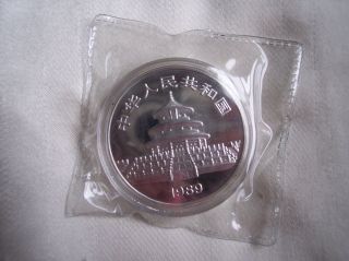 1989 Panda 1 Oz Silver Coin photo