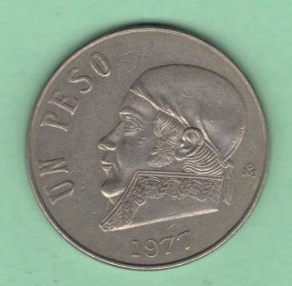 1977.  Mexico.  1 Peso Coin.  Km 460. photo