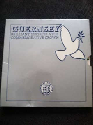 Guernsey Brilliant Uncirculated Commemorative Crown 1985 photo