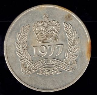 1977 The Queens Silver Jubilee Ohio Cincinnati Milacron Medal photo