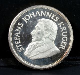 Stefans Johannes Krugerrand Commemorative 1967 - 1983.  999 Fine Silver Coin 1 Ozt. photo