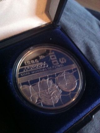 100 Pesos Silver Proof Coin Commemorating 1986 World Futbol Championship photo