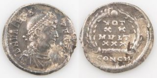 375 - 378 Ad Roman Imperial Ar Siliqua Silver Coin Xf Valens Military Ric 42 photo