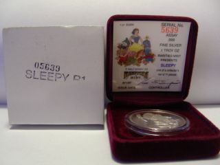 1987 Snow White Sleepy 1 Troy Oz.  Silver 50th Anniversary Disney Coin.  999 photo