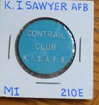 K I Sawyer Afb,  Mi Contrail Club Military Token photo