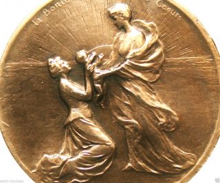 Patriotic Mother - Antique Art Nouveau Medal Pendant Signed G.  Devreese - 1910 photo