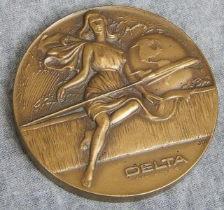 Rare Delta Airlines Boeing 727 Bronze Medallion Medal photo