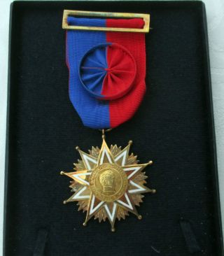 Unc.  Chile Military Medal 