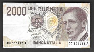 Itale - 2000 Lire Bank Note 1990 photo