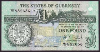 Guernsey - 1 Pound,  Nd (1991) - Unc photo