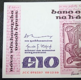 Ireland - 1980 Swift £10 Almost Uncirculated Irish Irland Currency Banknote P72 photo
